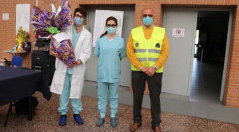 A sx Dott. Federico Lauria, resonsabile del centro vaccinazioni, al centro una rappresentante del servizio sanitario, a dx il Presidente GCA Angelini