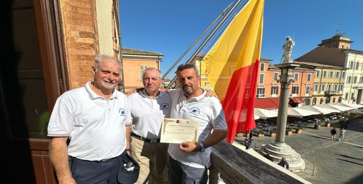 Nucci cittadino solidale con soci GCA